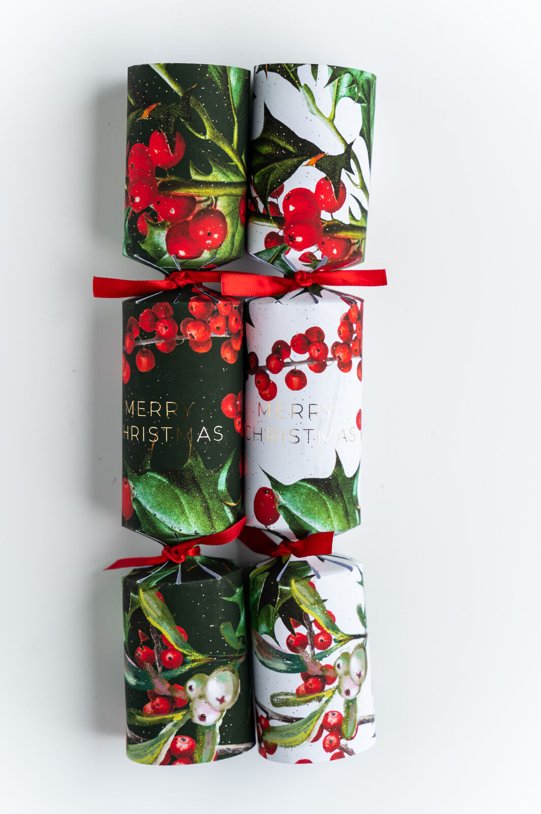 Crackers Holly and Berry 6 pack - Christmas Decorations Brisbane